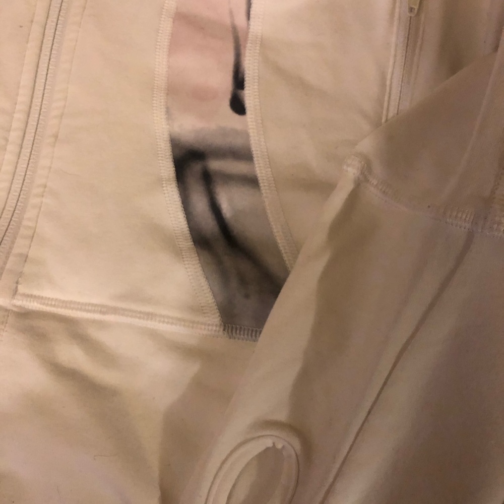 Lululemon jacket - Picture 3 of 4